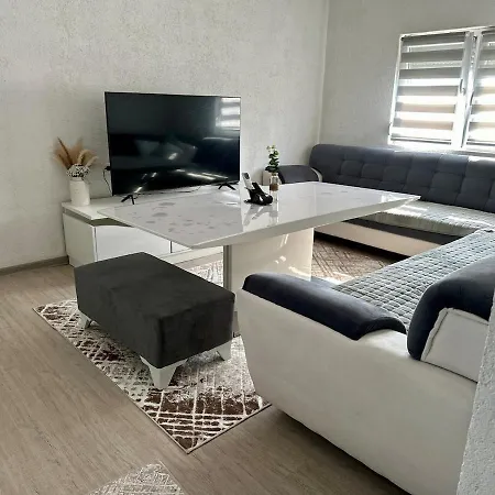 Hilltop Family House Panoramic Views 別荘